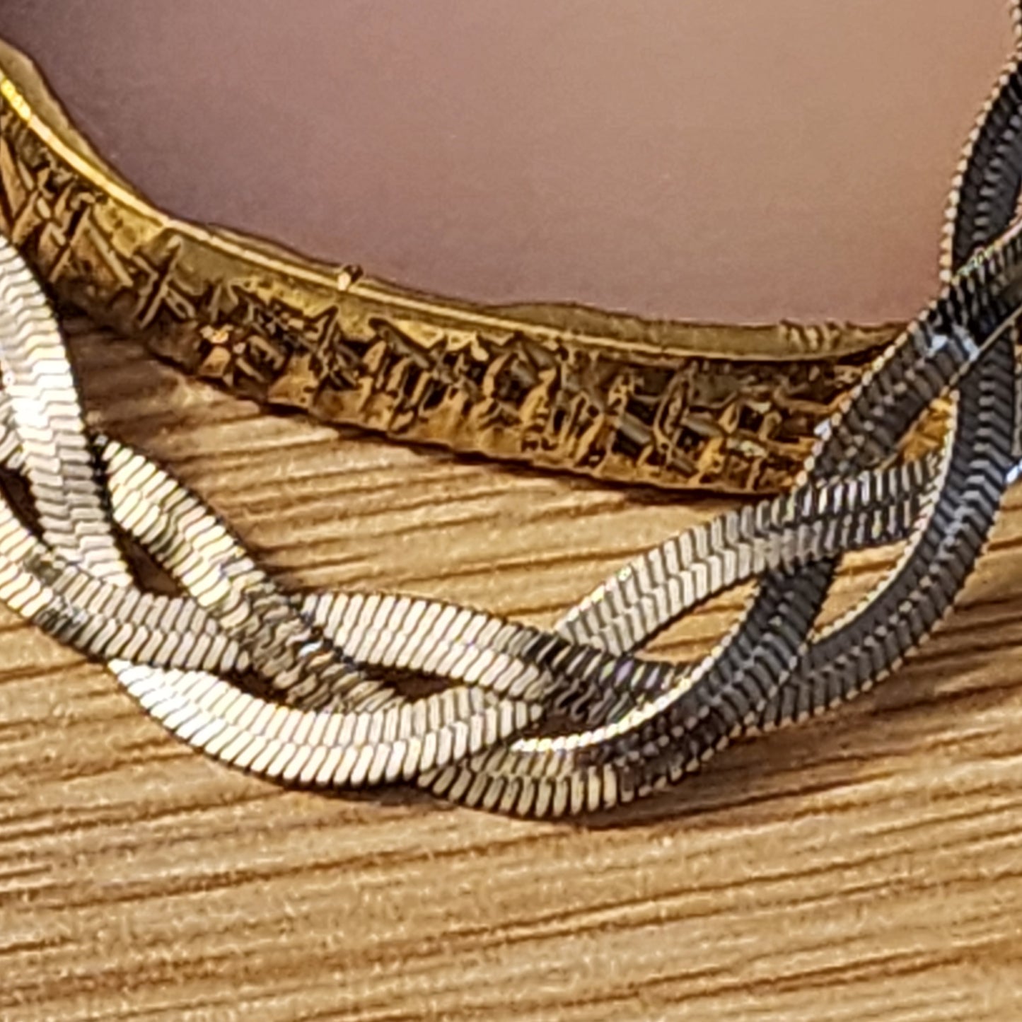 Entrelazadas necklace