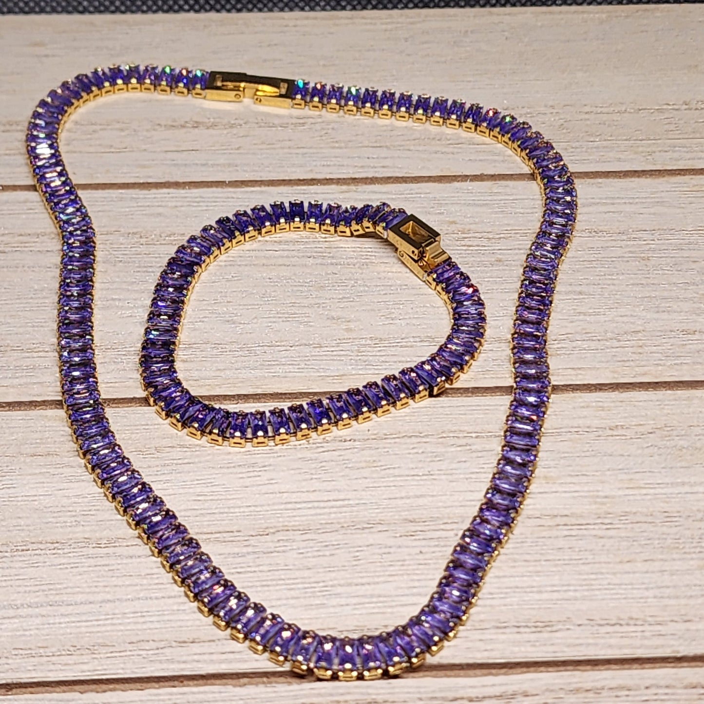 Purple sparkling necklace/bracelet set