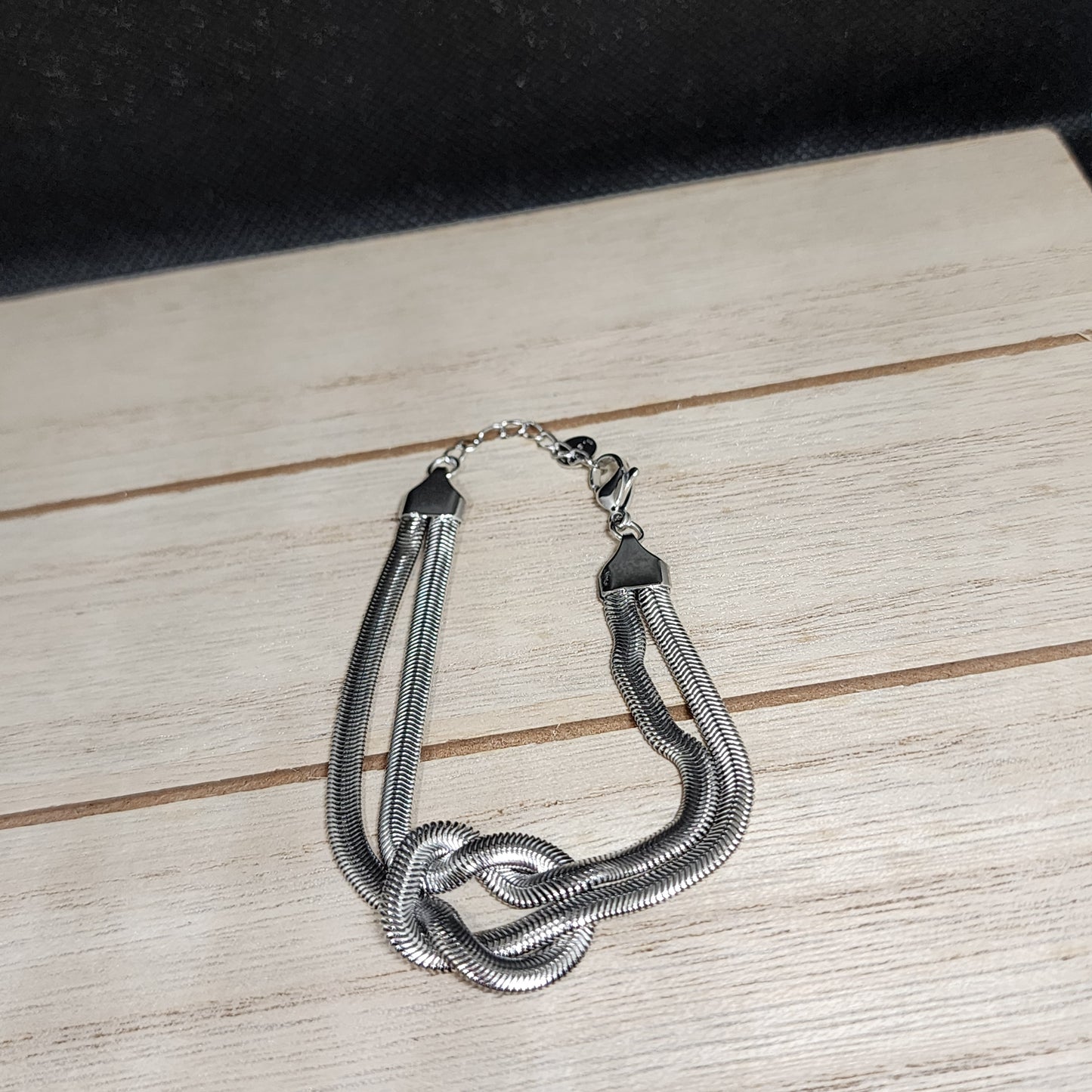 Strong Knot bracelet