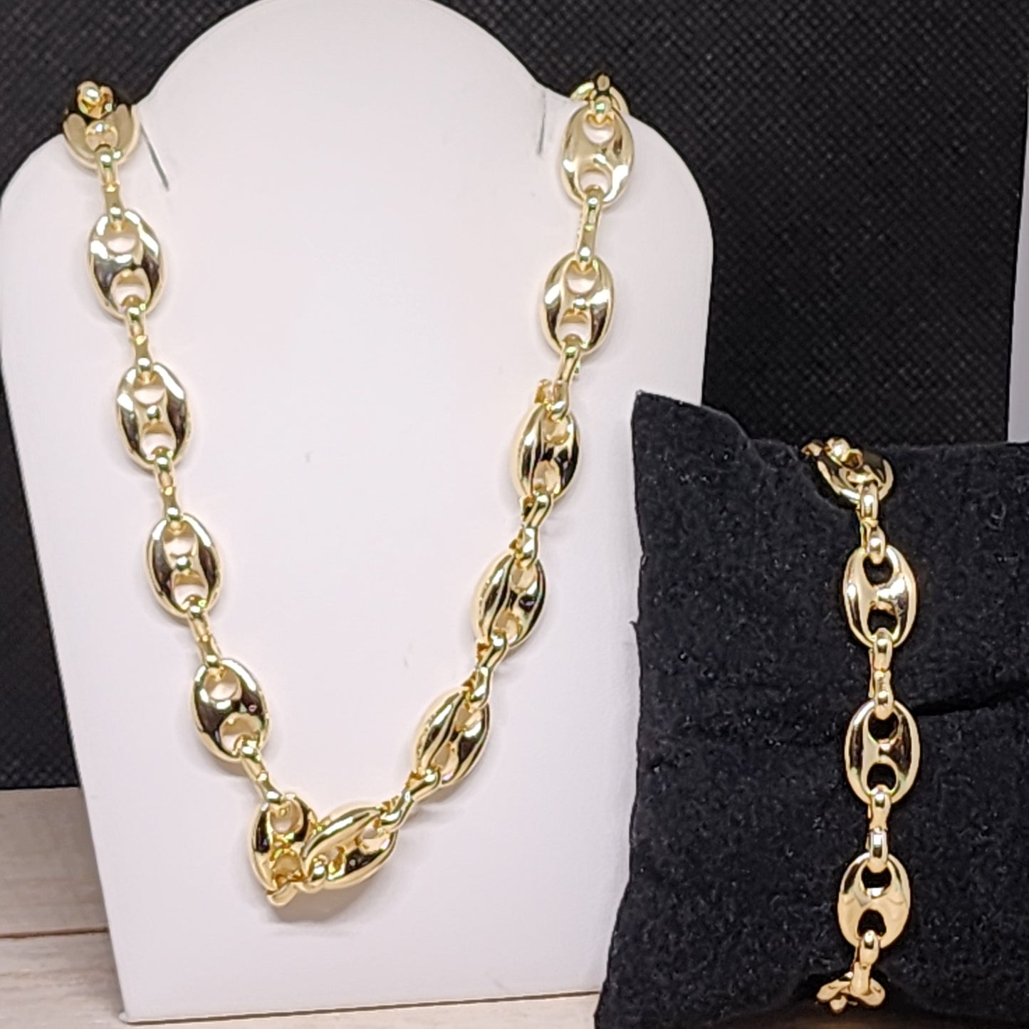 Marena necklace set