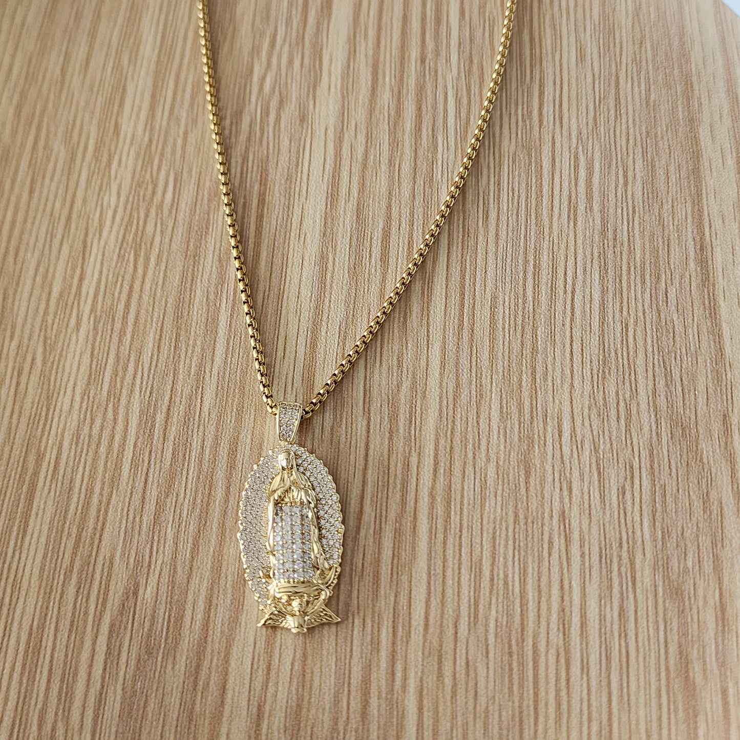 Virgen santa necklace