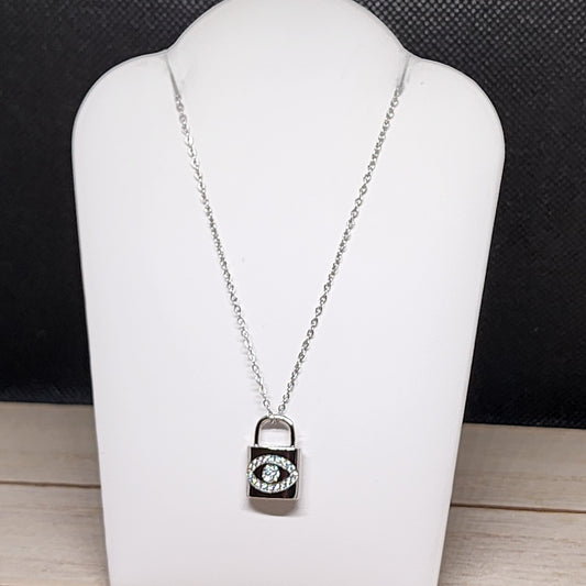 Candado místico necklace