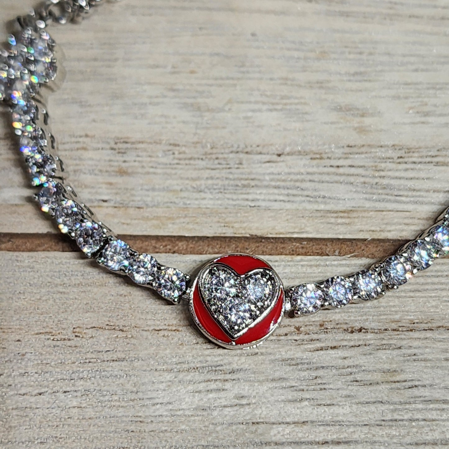 Shiny heart bracelet