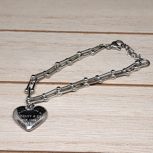 Tiff silver love necklace set