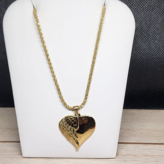 Wings necklace