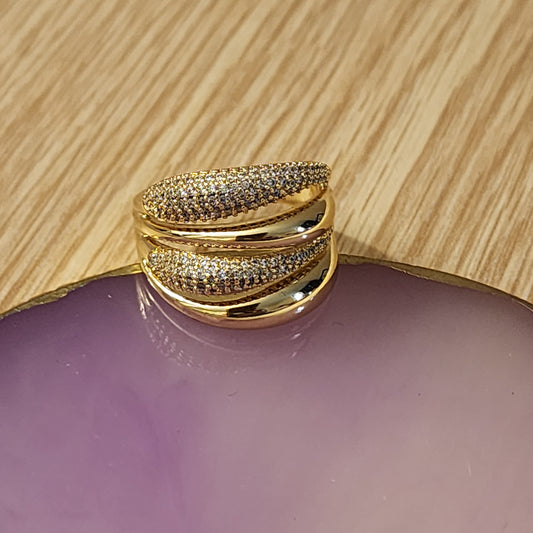Elegant ring